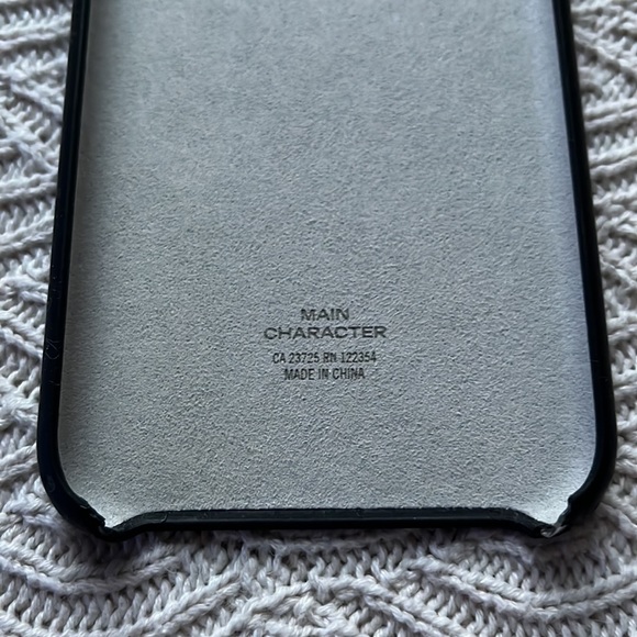 🖤 Aritzia IPhone XR Case • Main Character - Picture 6 of 8